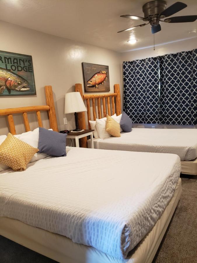 Flaming Gorge Resort Dutch John Exteriör bild