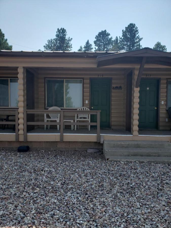 Flaming Gorge Resort Dutch John Exteriör bild